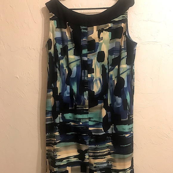 Dress Barn Women’s 16 Flawless Embellished shift dress with hidden zipper - Picture 6 of 9